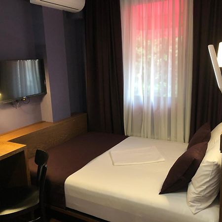 Elle Boutique Hotel Tbilisi Rom bilde